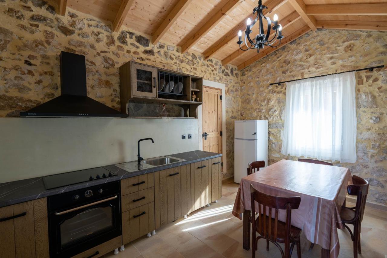 Artemis Traditional House Дом отдыха Valerianos