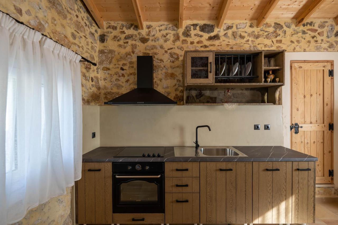 Artemis Traditional House Holiday home